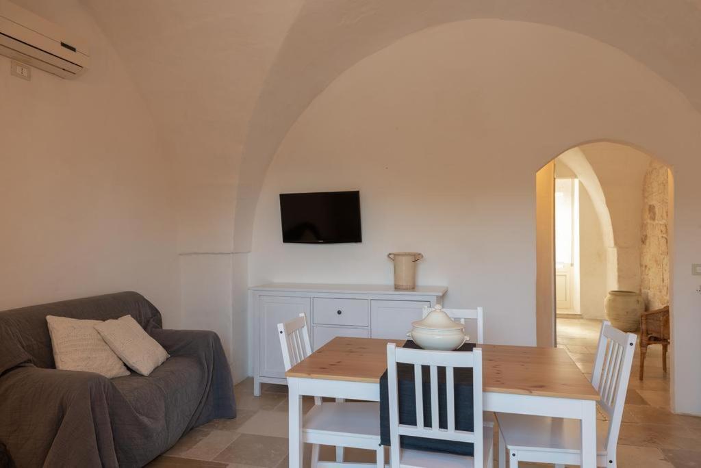 Masseria Pugliese Farm オストゥーニ エクステリア 写真