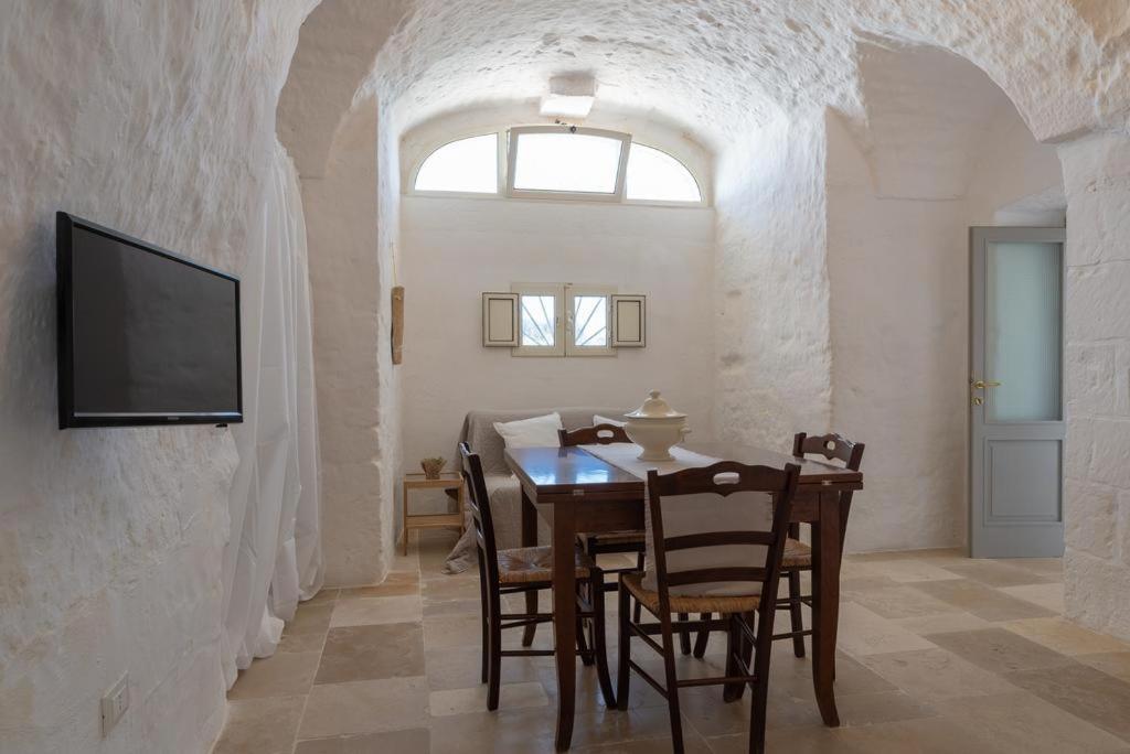 Masseria Pugliese Farm オストゥーニ エクステリア 写真